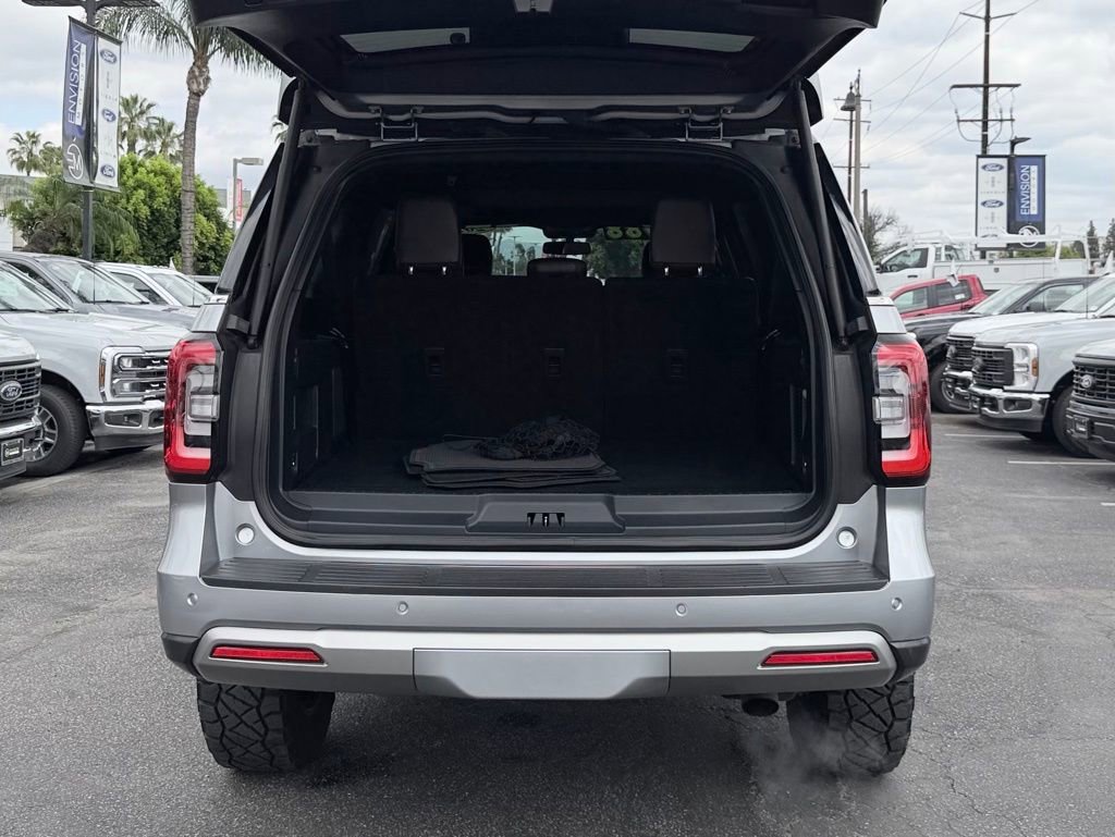 Used 2022 Ford Expedition Max Limited image 10