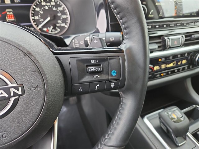 Certified 2025 Nissan Pathfinder SL image 19