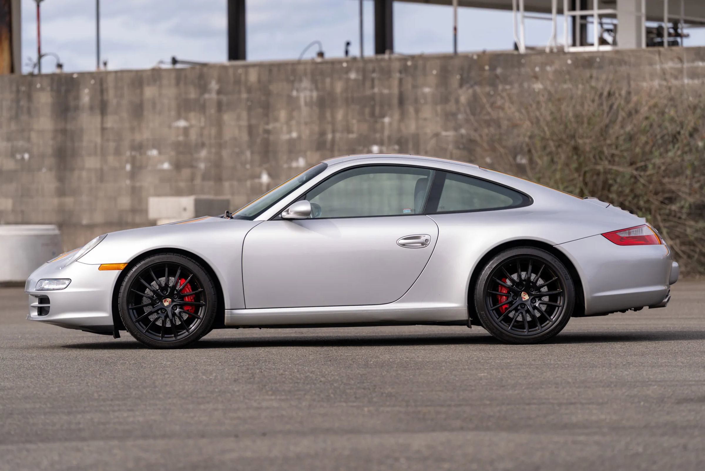 Used 2005 Porsche 911 Carrera S image 89