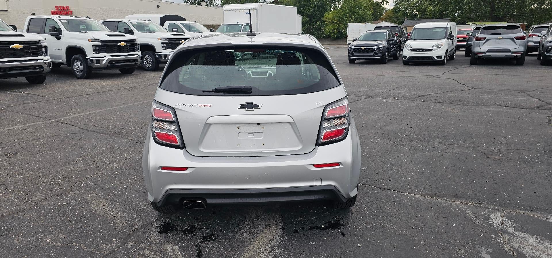 Used 2018 Chevrolet Sonic LT w/ True North Edition FWD image 6