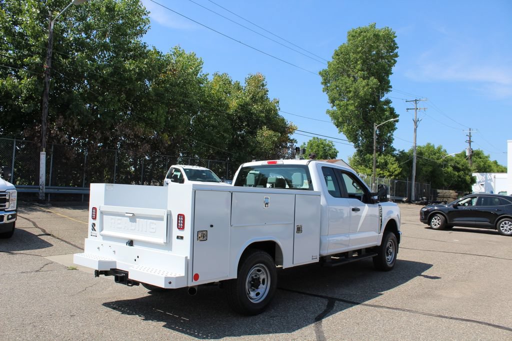 New 2026 Ford F250 XL w/ XL Chrome Package AWD/4WD image 7