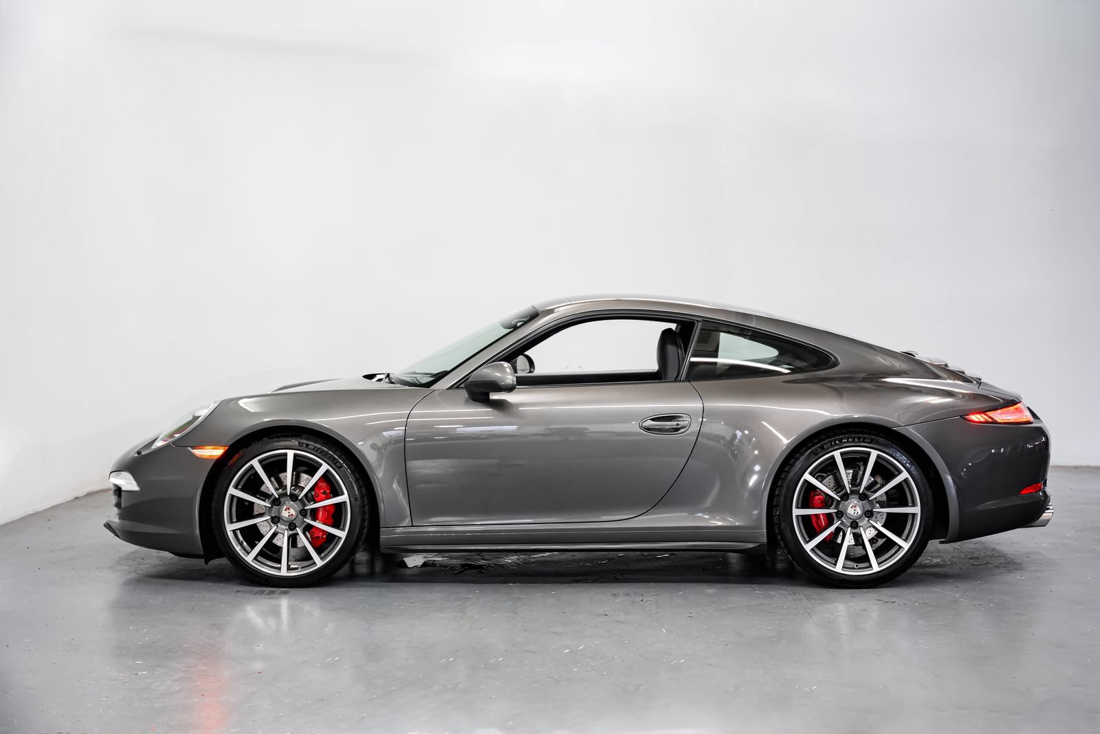 Used 2013 Porsche 911 Carrera 4S AWD/4WD image 7