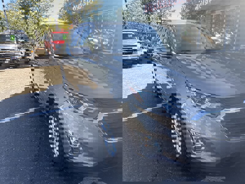 Used 2018 Chevrolet Equinox LT image 14