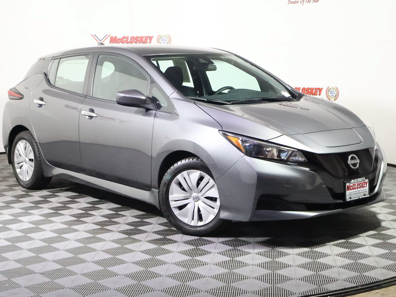 Used 2025 Nissan Leaf S FWD image 2