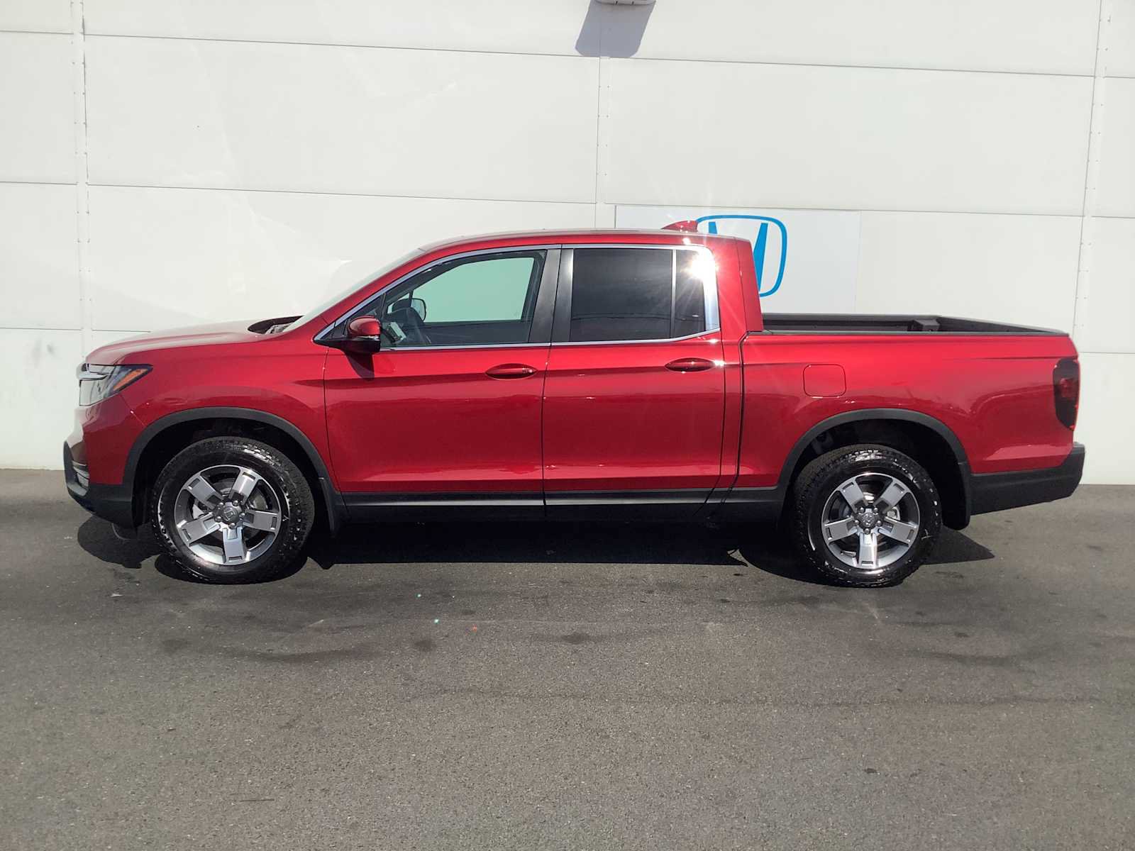 New 2026 Honda Ridgeline RTL image 3