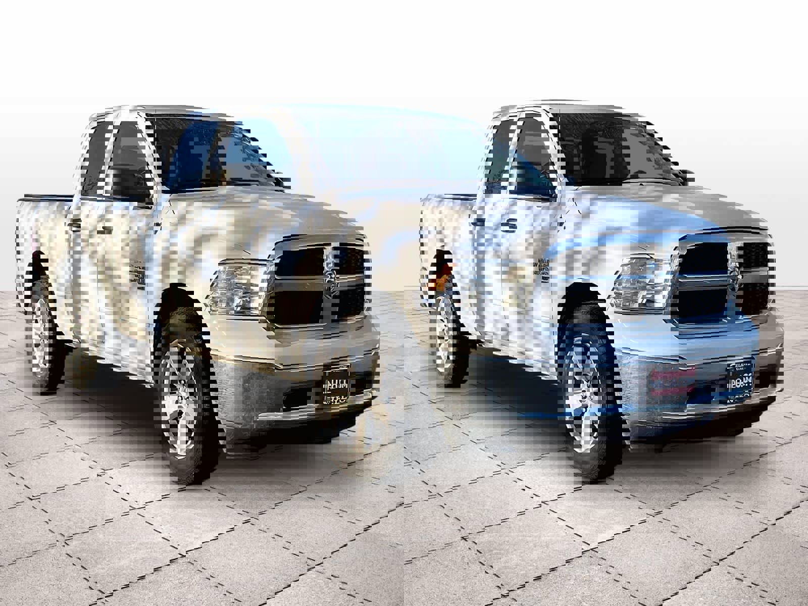 Used 2024 RAM 1500 Classic SLT image 2