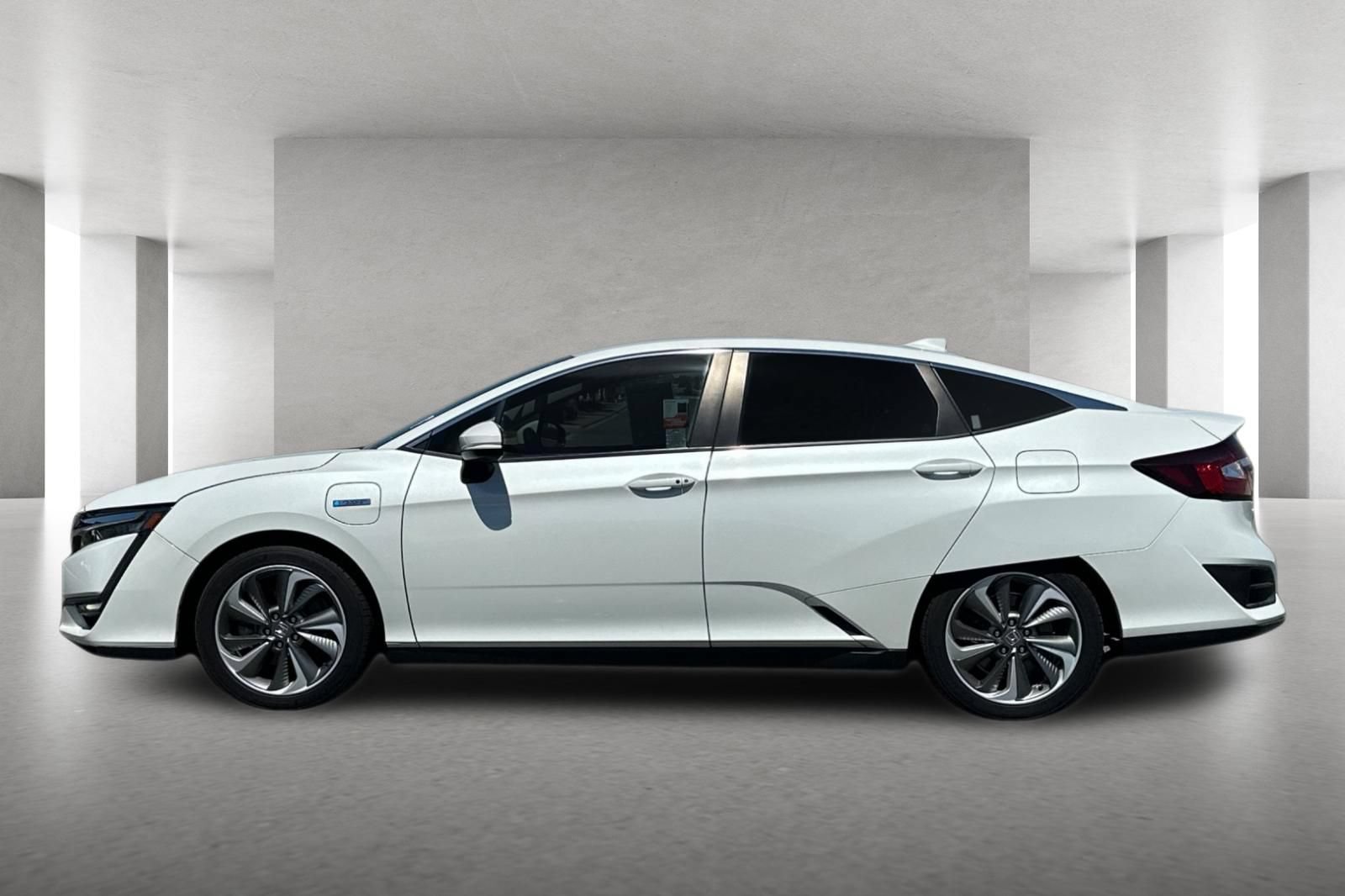 Used 2020 Honda Clarity Touring image 7