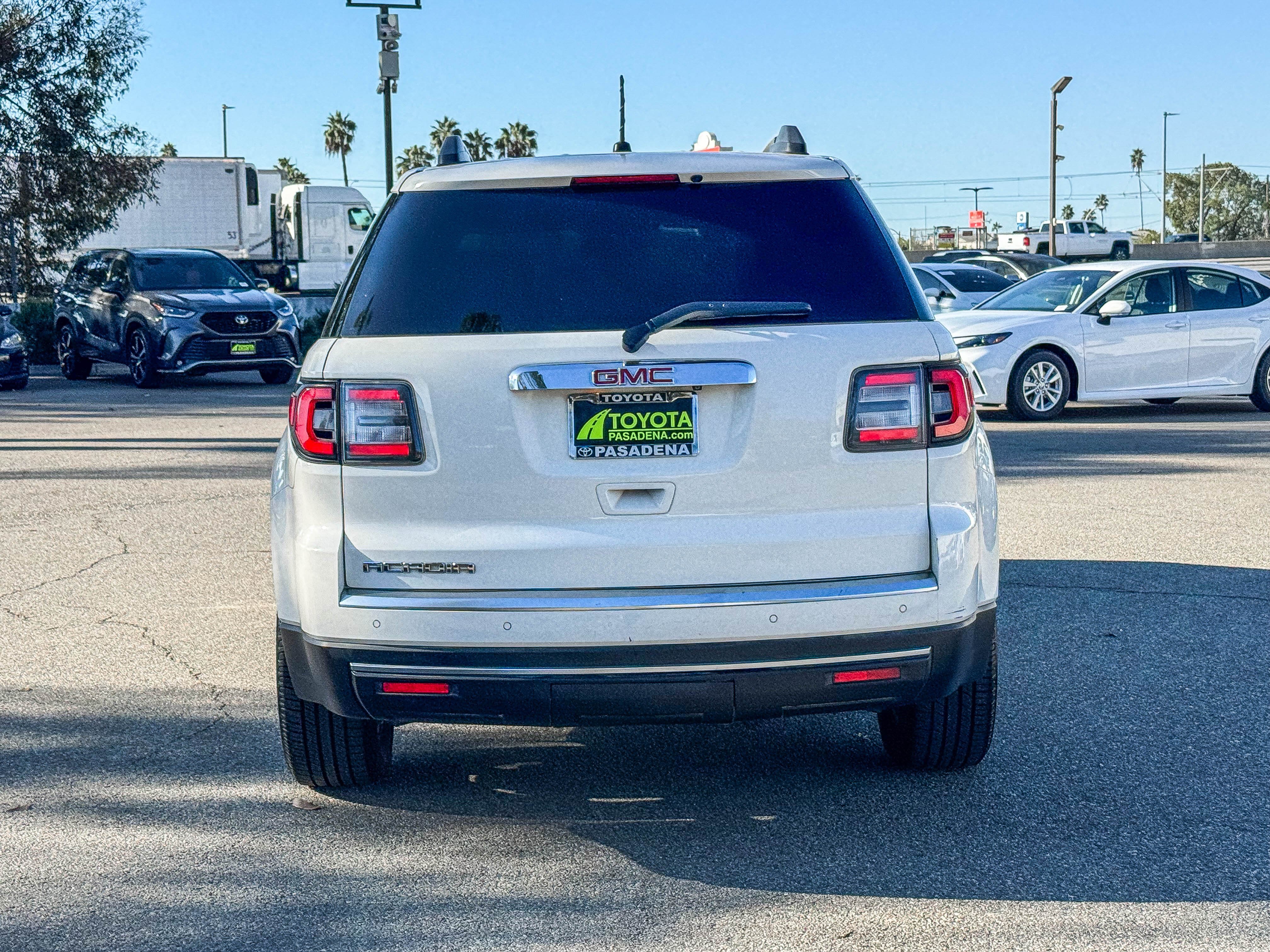 Used 2014 GMC Acadia SLT FWD image 7