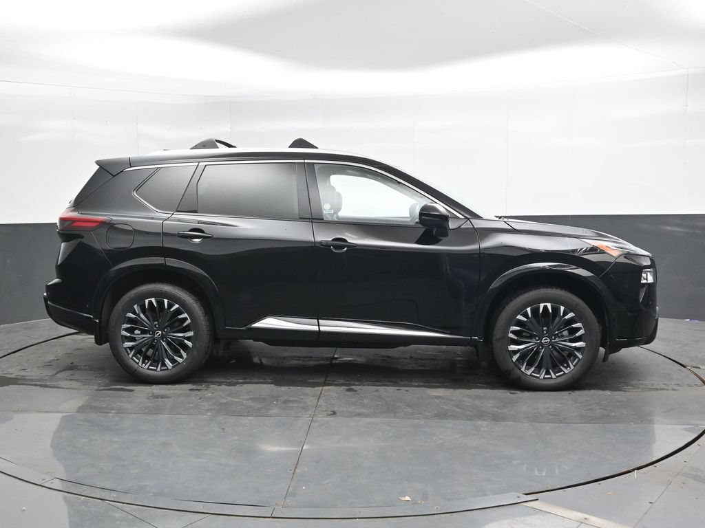 Used 2026 Nissan Rogue Platinum w/ Platinum Premium Package AWD/4WD image 4