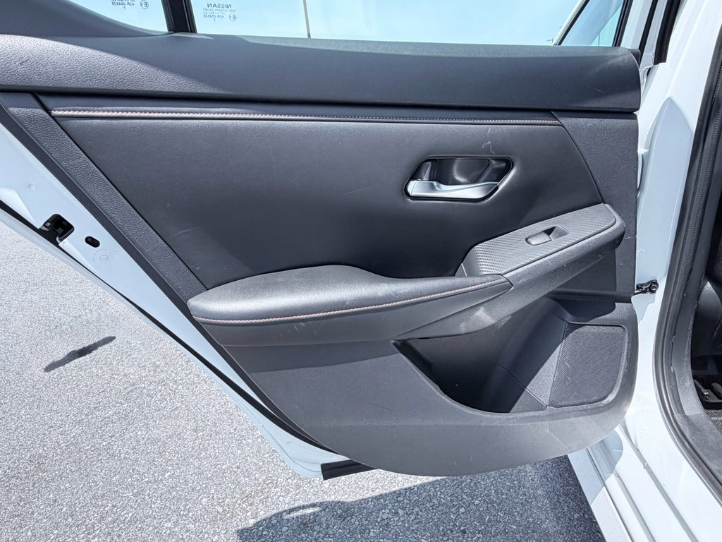 Used 2020 Nissan Sentra SR w/ Electronics Package FWD image 24