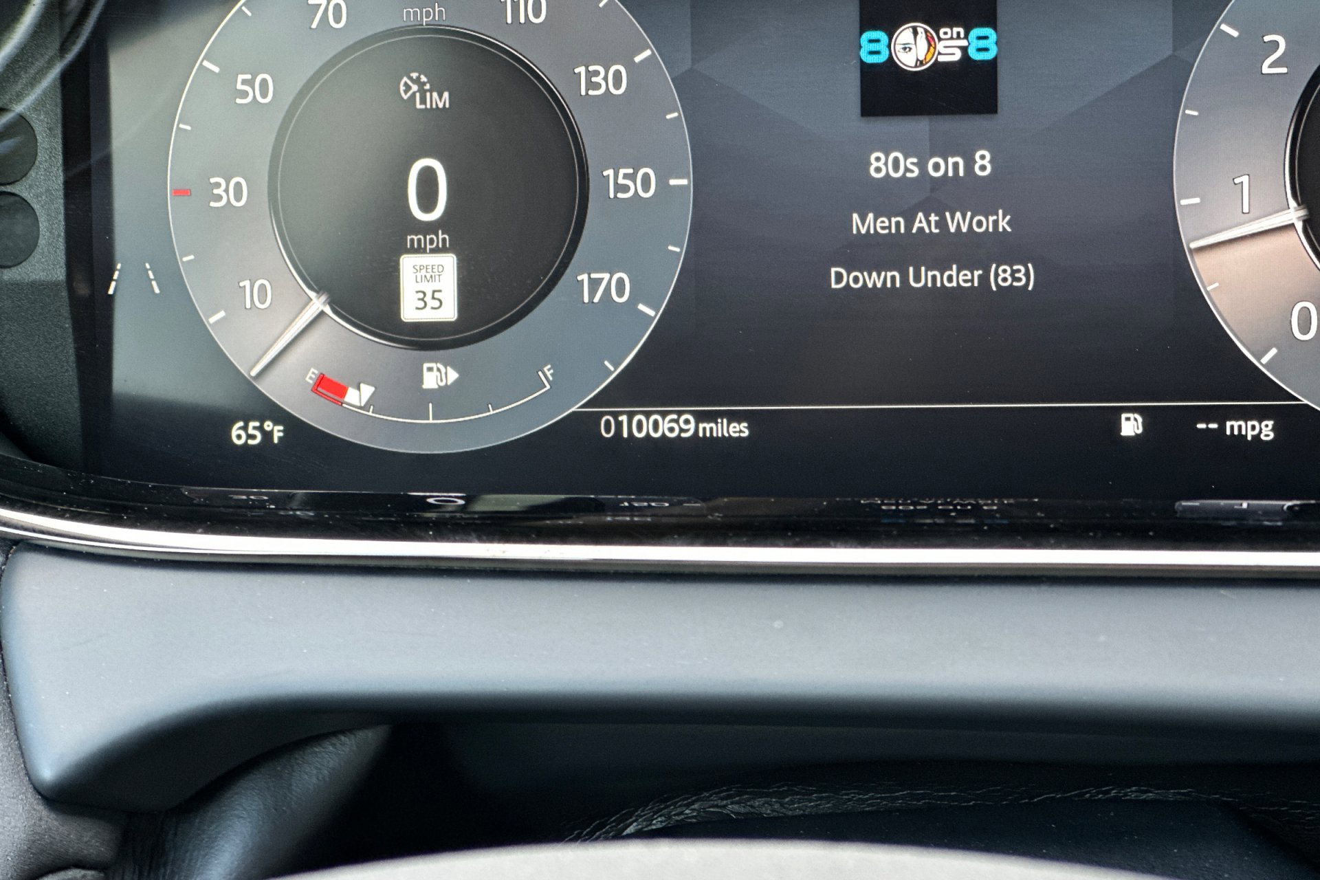 Used 2024 Land Rover Range Rover Evoque Dynamic SE image 39