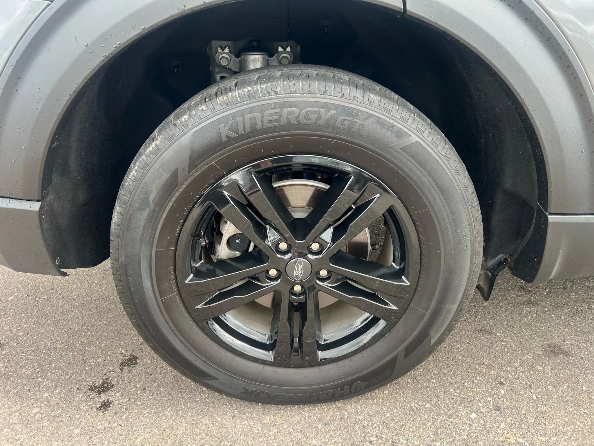 Used 2023 Ford Explorer XLT w/ Equipment Group 202A image 40