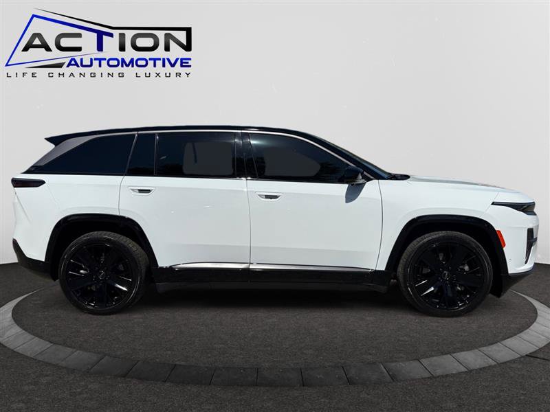 Used 2024 Jeep Wagoneer Launch Edition image 9