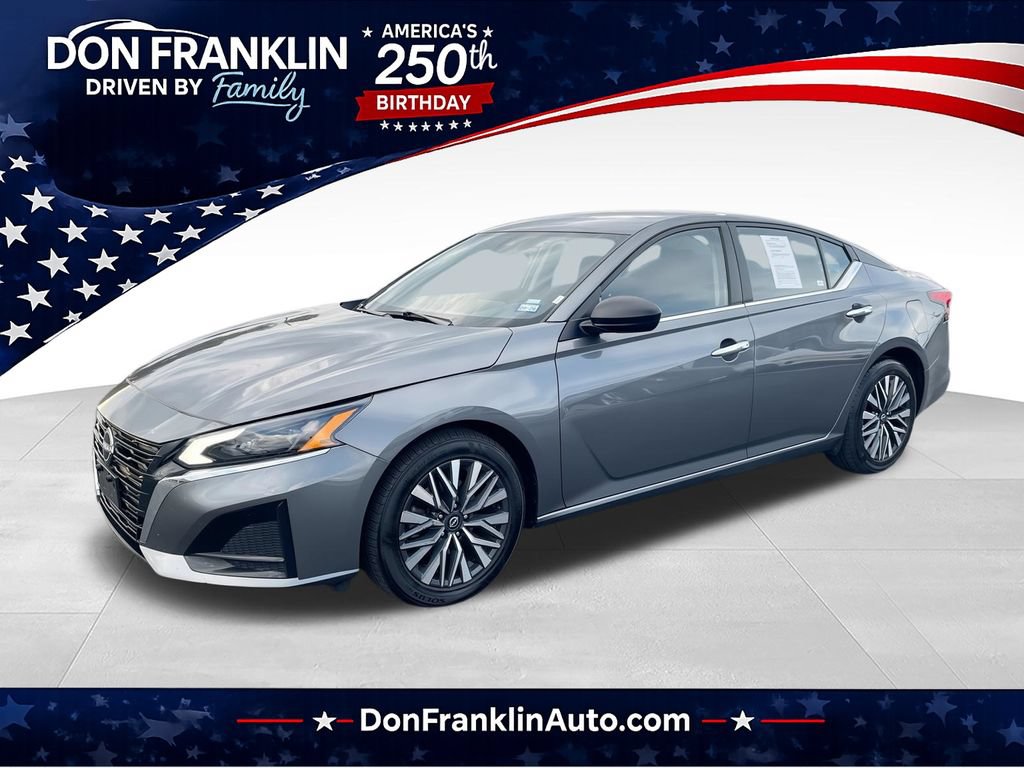 Used 2024 Nissan Altima 2.5 SV FWD image 1