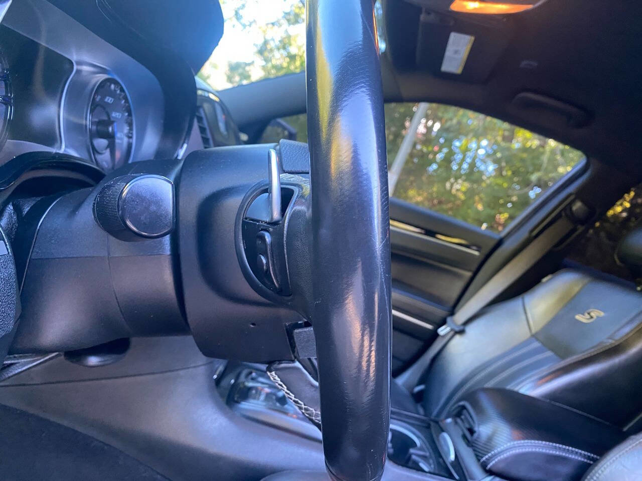 Used 2019 Chrysler 300 S image 19