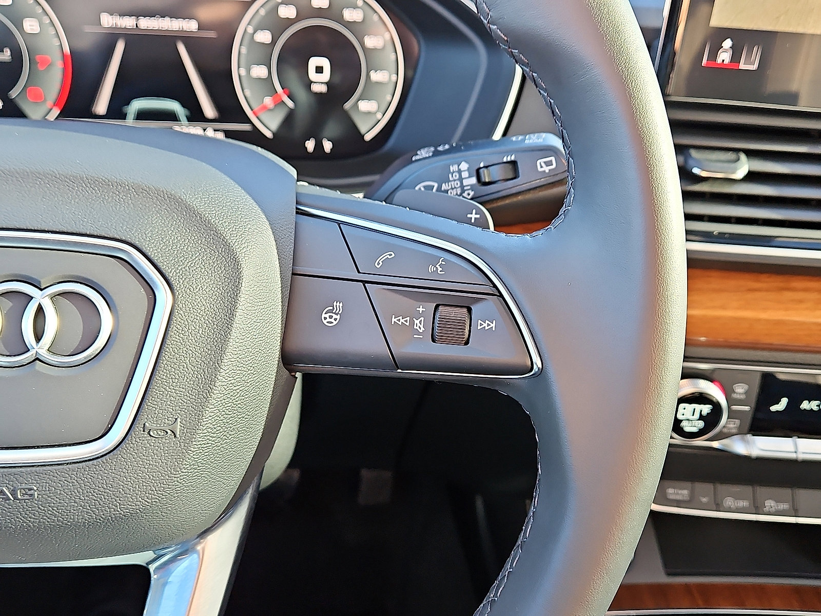 Used 2023 Audi Q5 2.0T Premium Plus image 18