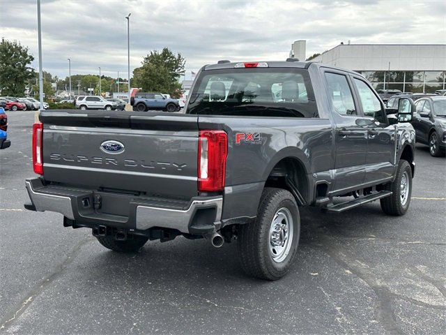 New 2026 Ford F350 XL w/ FX4 Off-Road Package image 4