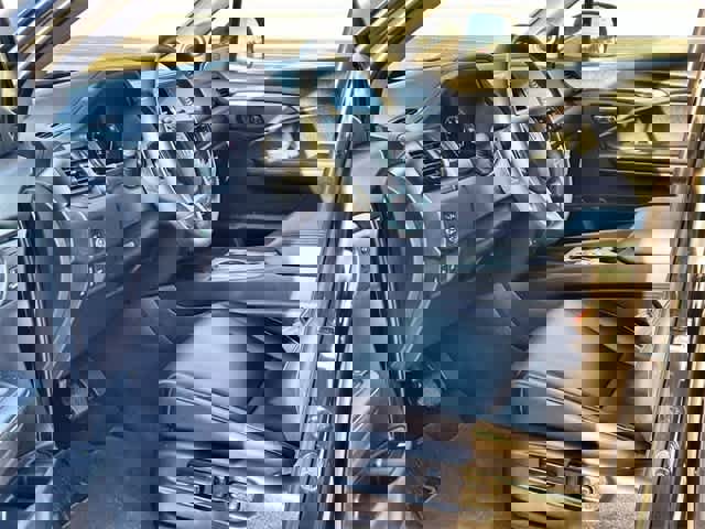 Certified 2025 Honda Ridgeline RTL image 3