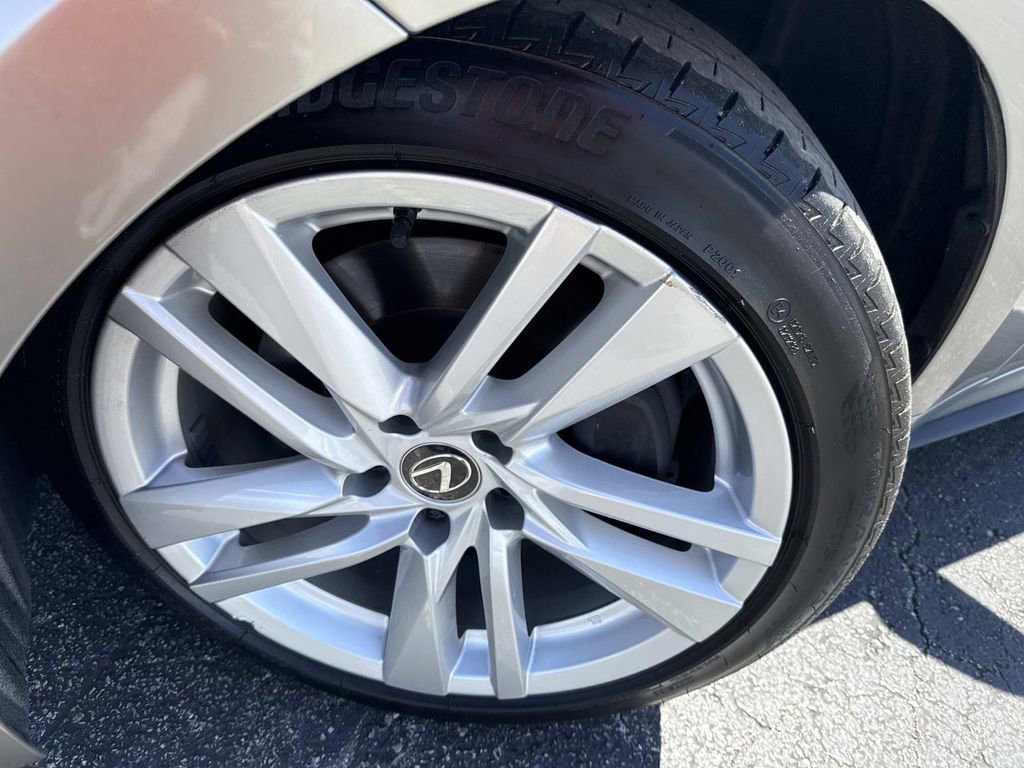 Used 2023 Lexus IS 300 w/ Comfort Package RWD image 10