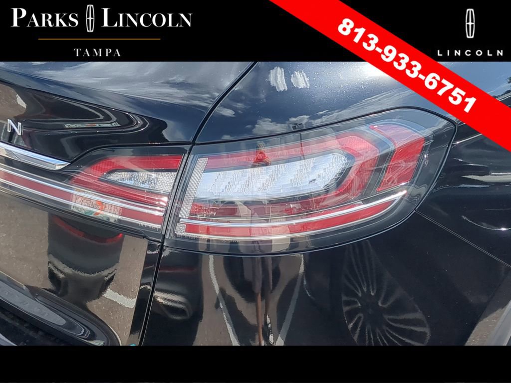 Certified 2022 Lincoln Nautilus Reserve w/ Equipment Group 202A AWD/4WD image 12