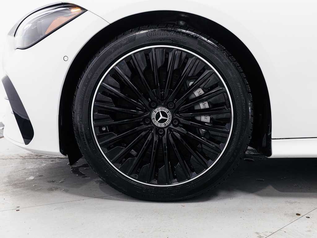 Used 2024 Mercedes-Benz CLE 450 4MATIC Cabriolet image 38