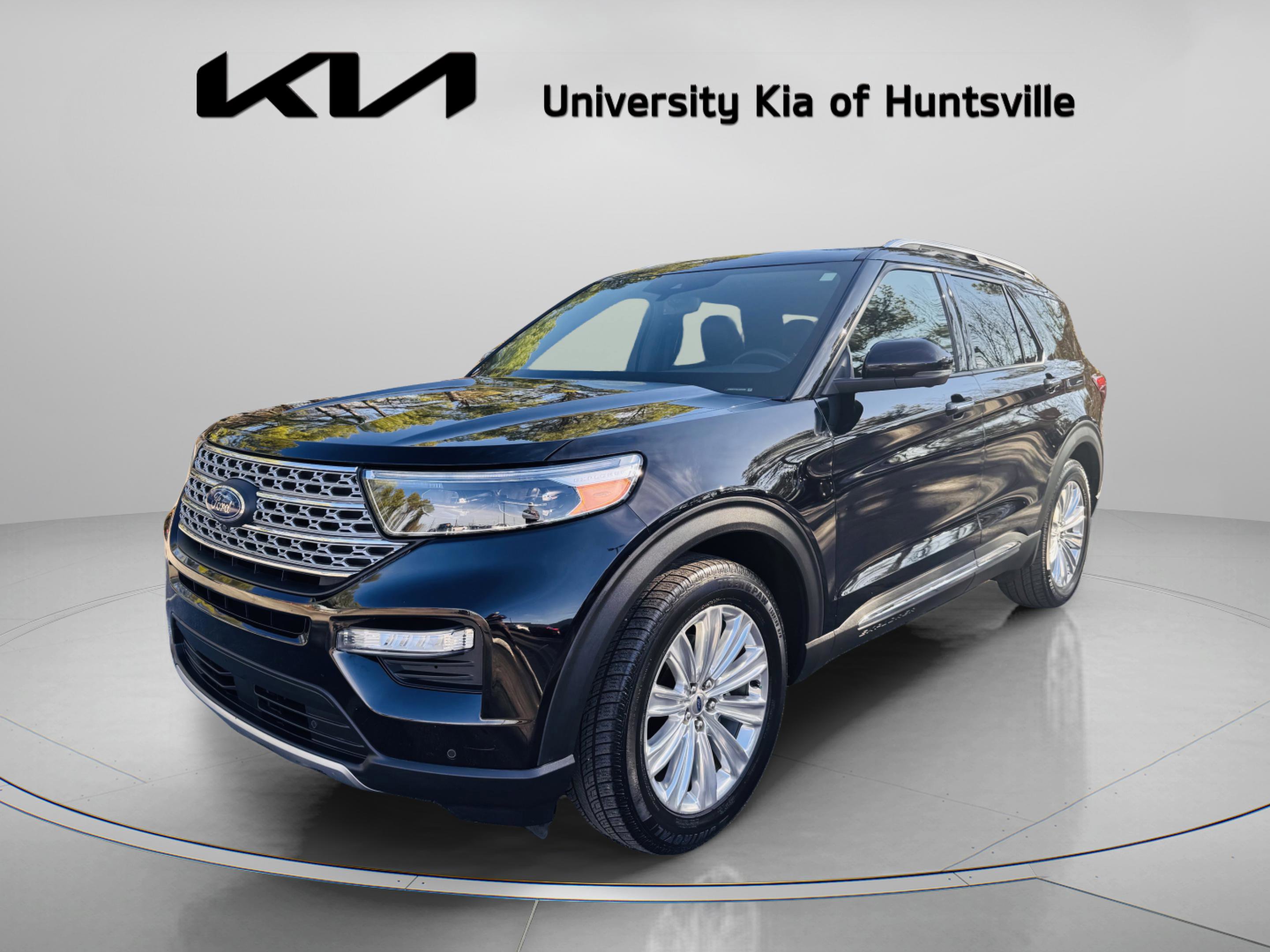 Used 2020 Ford Explorer Limited w/ Class III Trailer Tow Package image 3