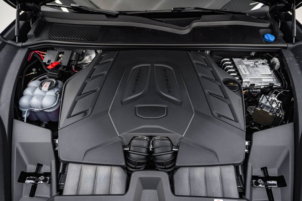 New 2026 Porsche Cayenne S AWD/4WD image 29
