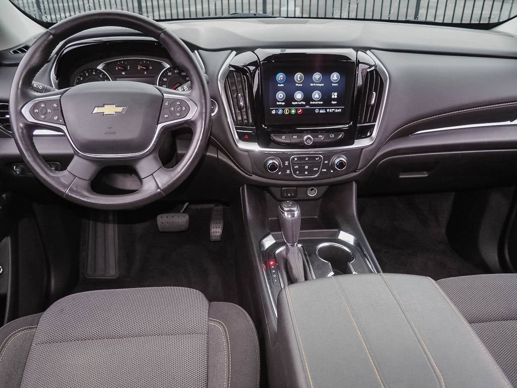 Used 2020 Chevrolet Traverse LT FWD image 10
