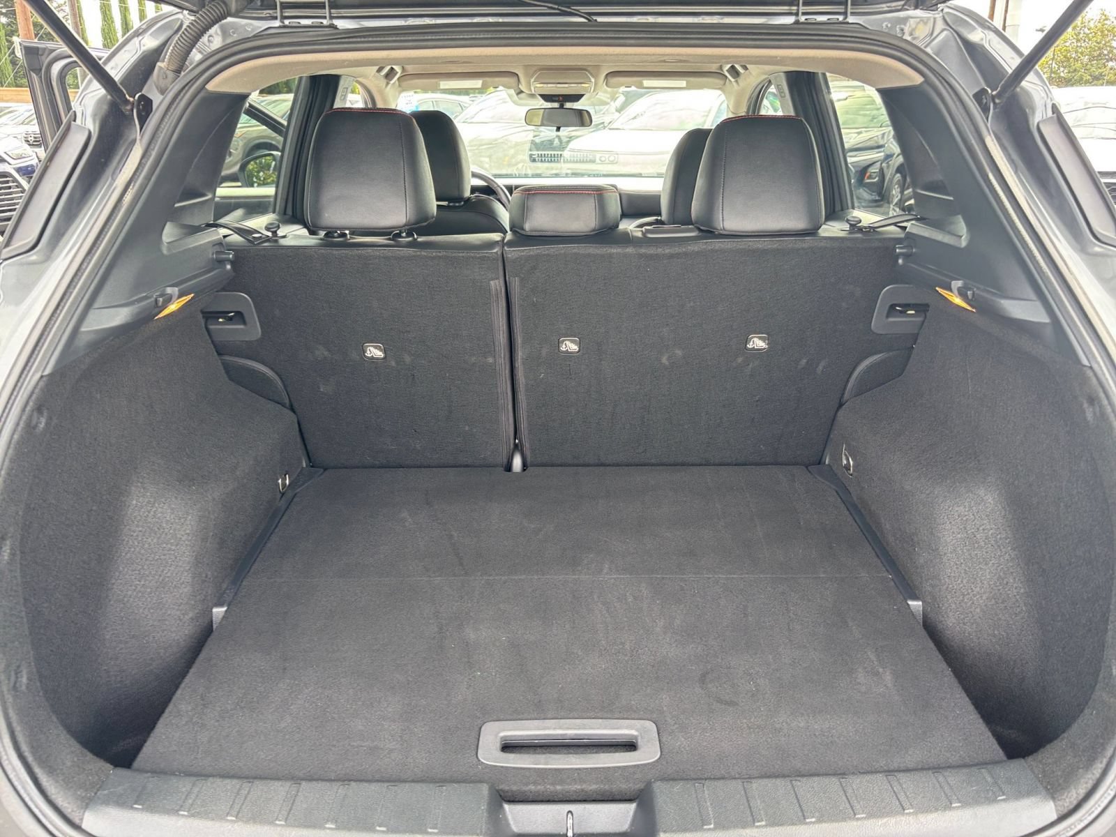 Used 2026 Nissan Kicks SR FWD image 29