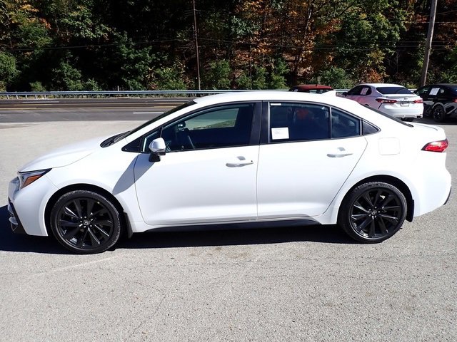 New 2026 Toyota Corolla SE image 7