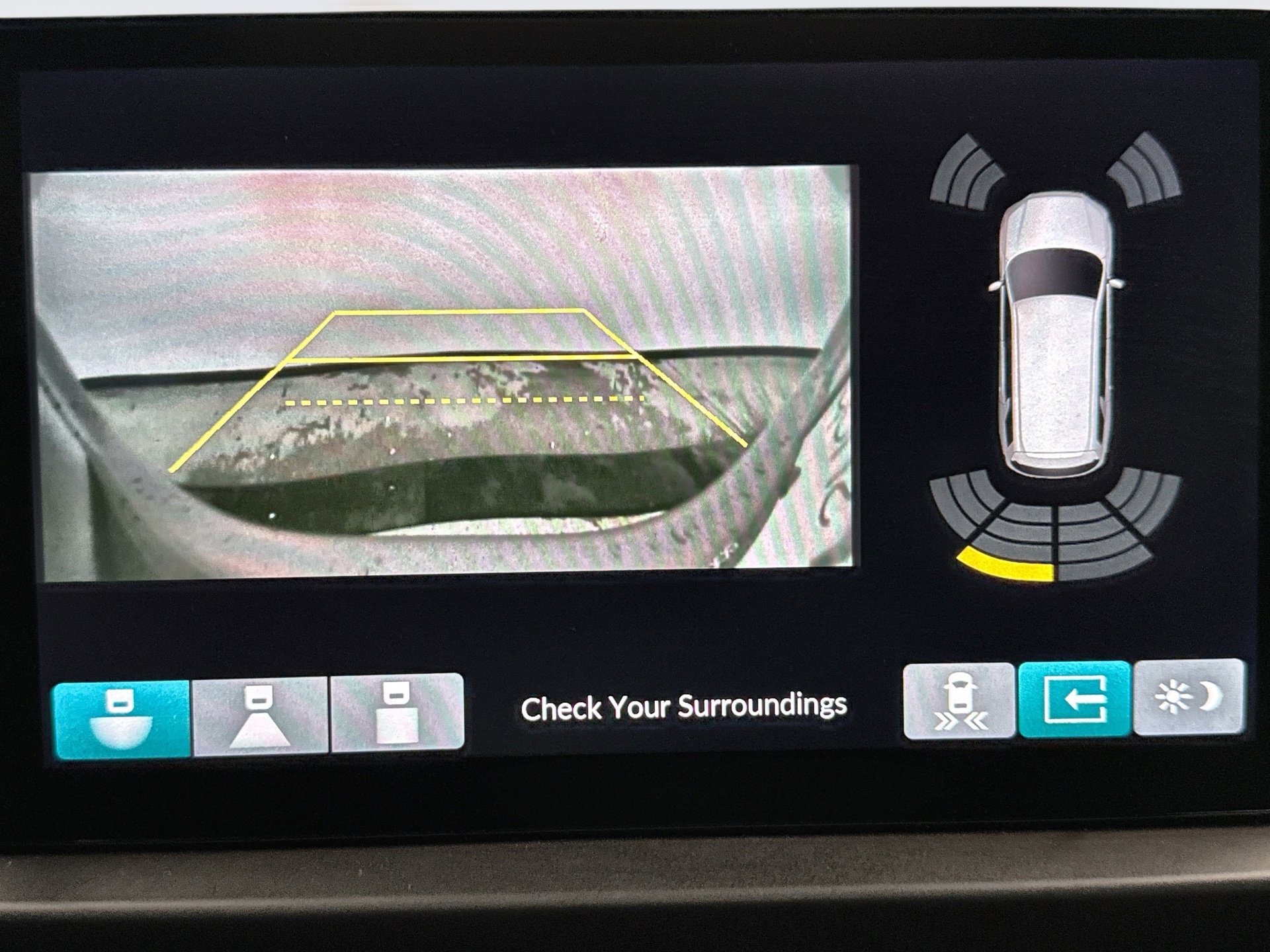 Used 2024 Honda Pilot Touring image 16