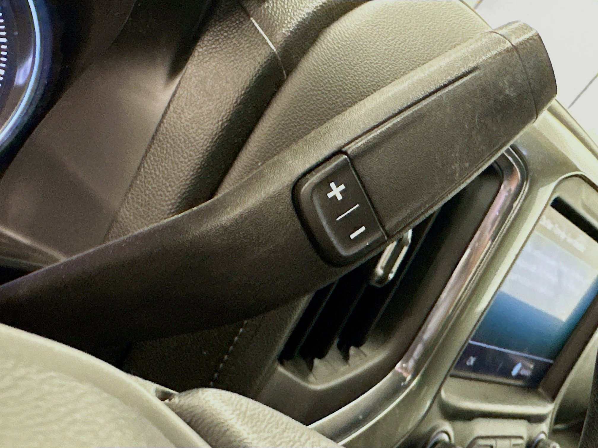 Used 2021 Chevrolet Silverado 1500 LT w/ Diesel Off-Road Package image 25