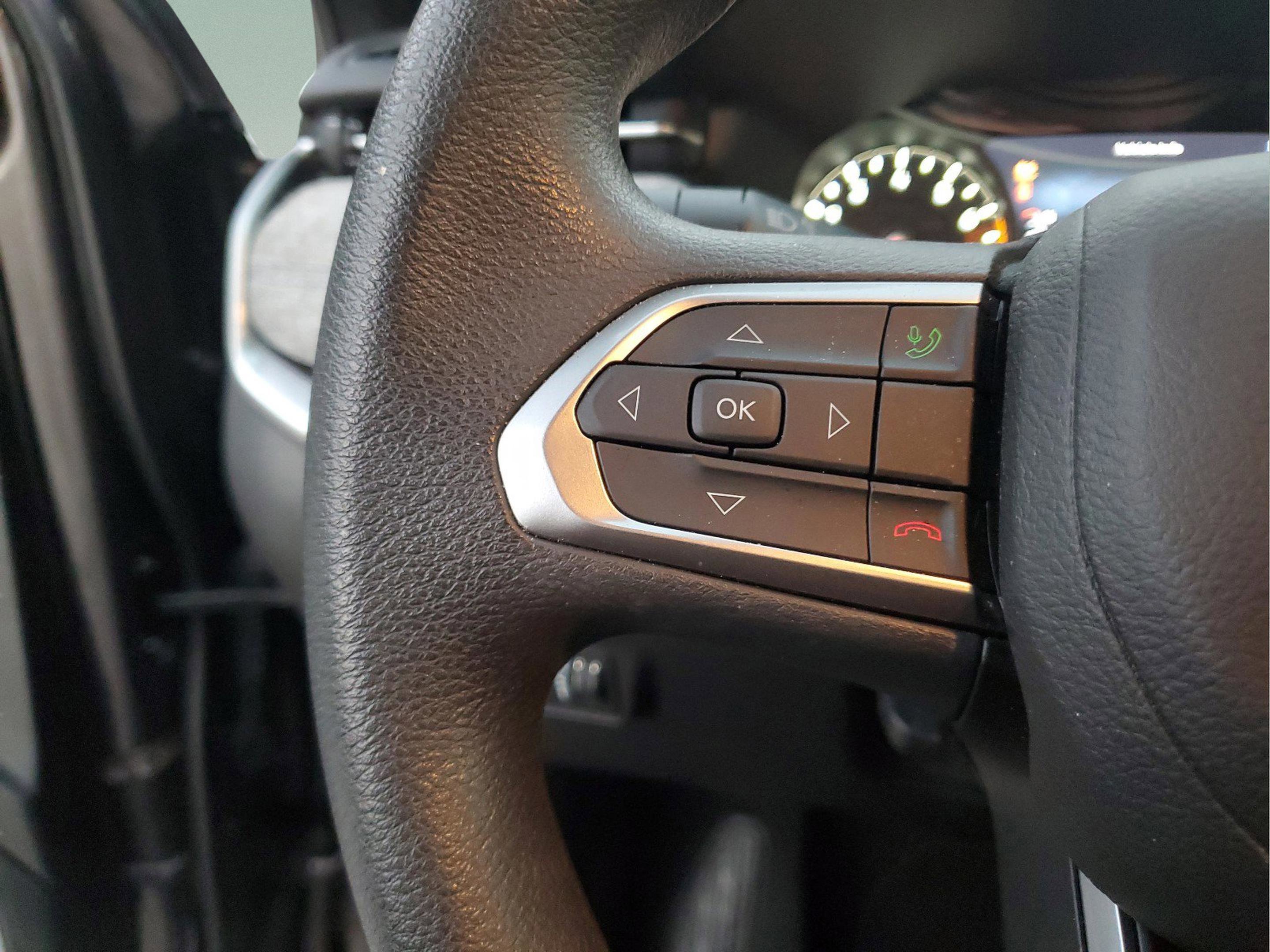 Certified 2024 Jeep Compass Sport image 25