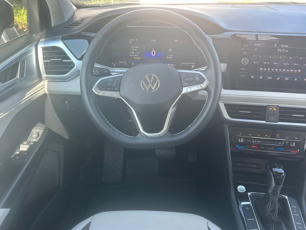 Used 2026 Volkswagen Taos SE w/ Panoramic Sunroof Package AWD/4WD image 19