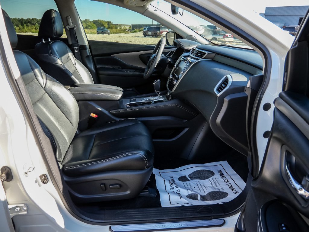Used 2019 Nissan Murano SL w/ SL Technology Package FWD image 13