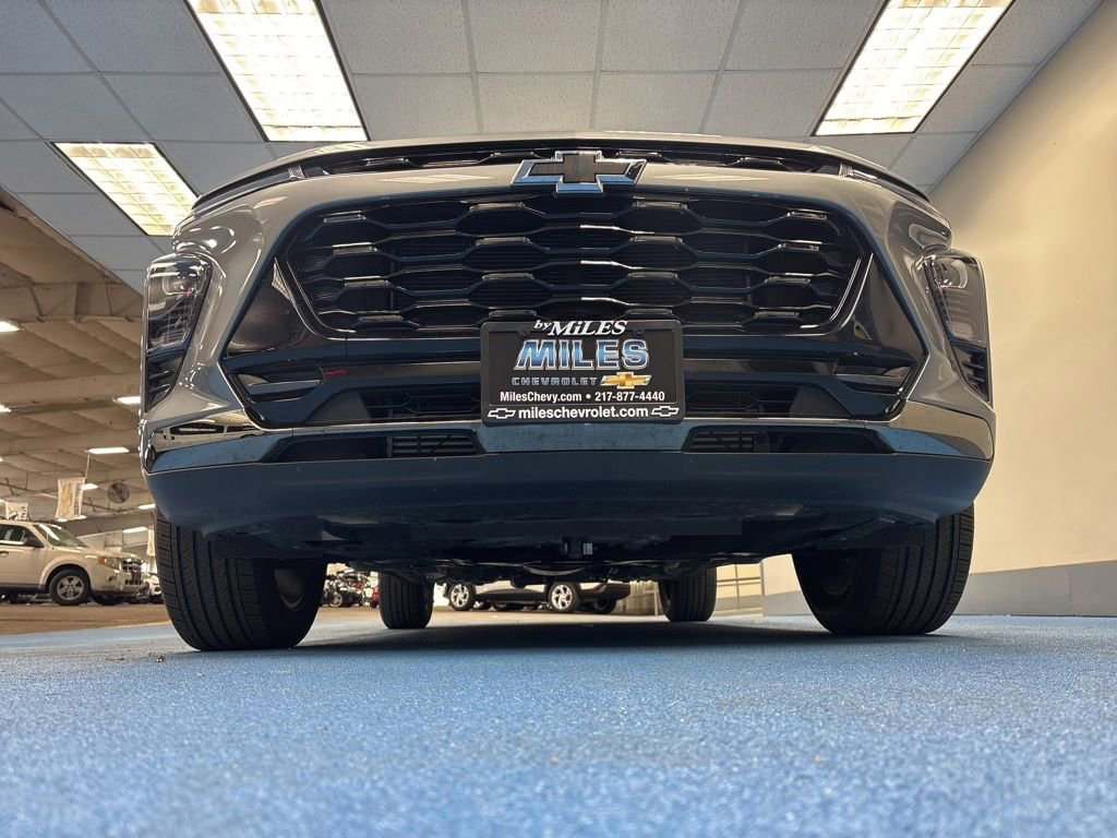 Used 2024 Chevrolet Trax ACTIV w/ Sunroof Package FWD image 15