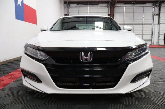 Used 2018 Honda Accord Sport image 4