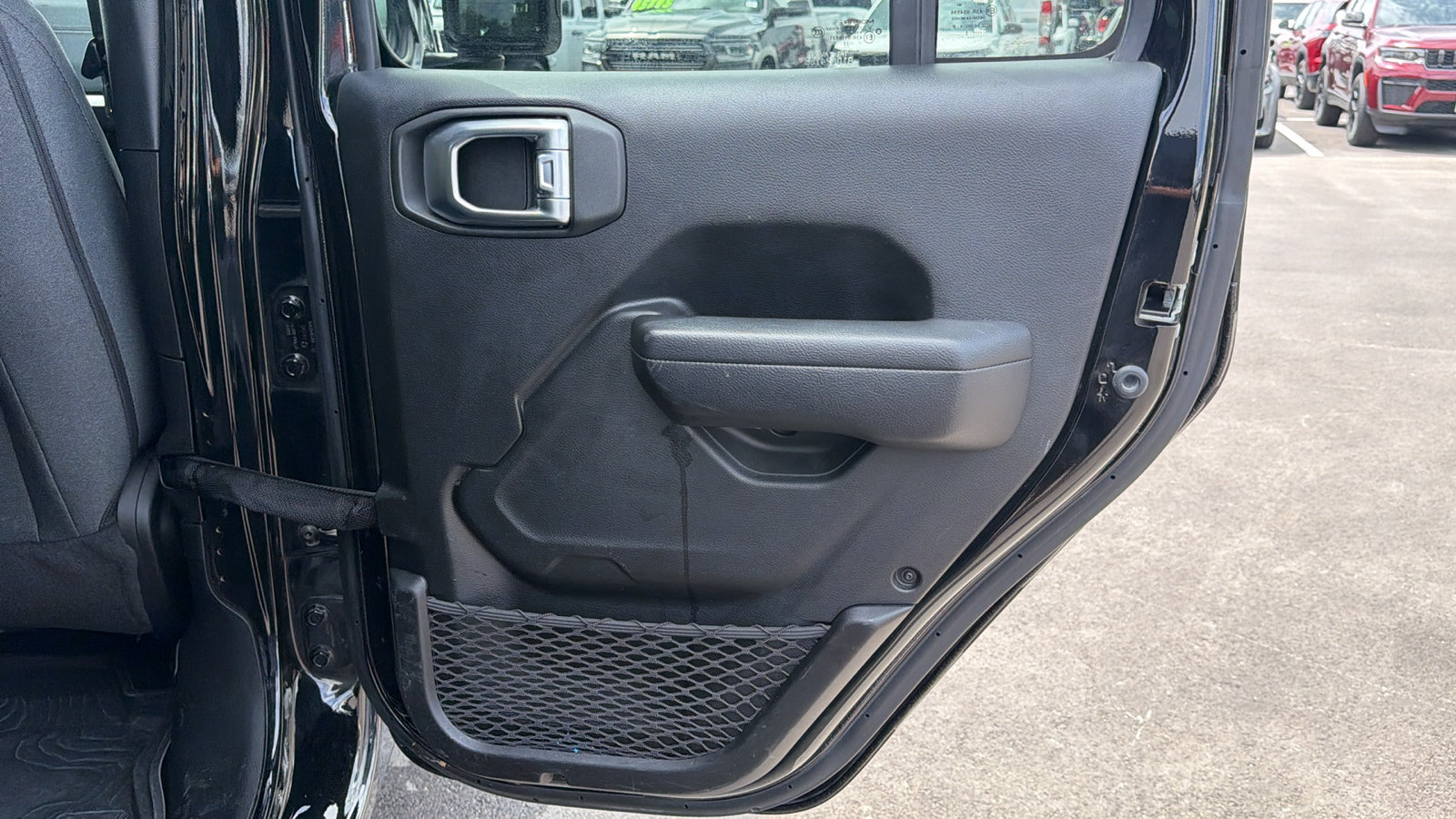 Used 2024 Jeep Wrangler Unlimited Sport AWD/4WD image 16
