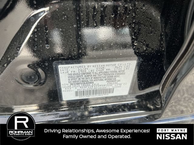 Used 2025 Nissan Versa SR w/ Trunk Package FWD image 30