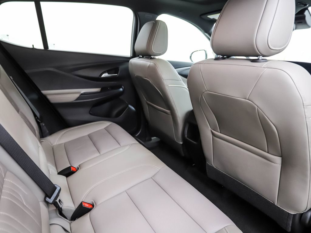 Used 2025 Buick Envista Avenir image 24