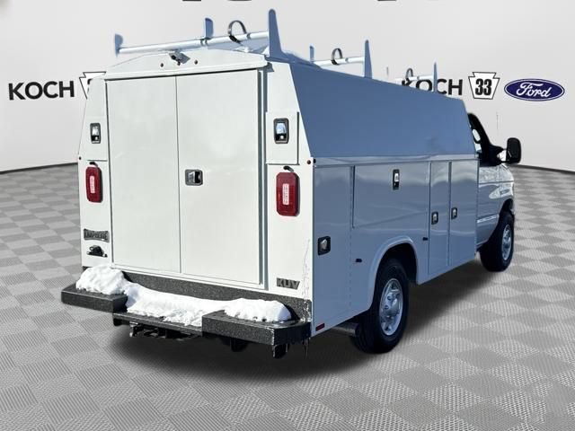 New 2026 Ford E-350 and Econoline 350 Super Duty w/ Power Equipment Group RWD image 8