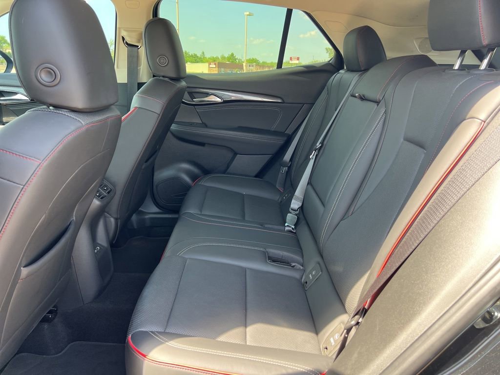 Used 2023 Buick Envision Essence w/ Sport Touring Package FWD image 18