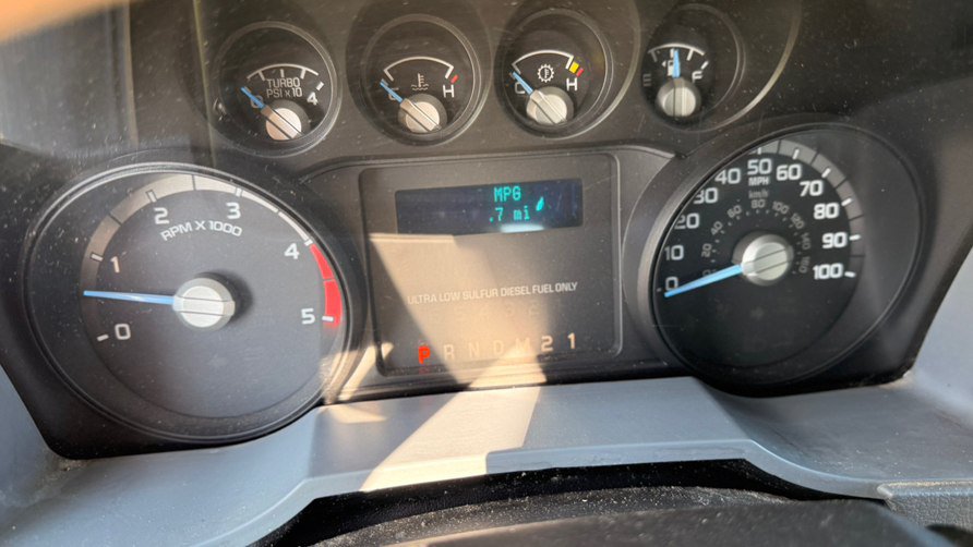 Used 2015 Ford F550 2WD Regular Cab Super Duty image 12