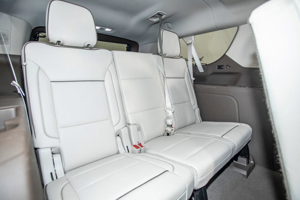 Used 2023 GMC Yukon XL Denali w/ Denali Reserve Package AWD/4WD image 17