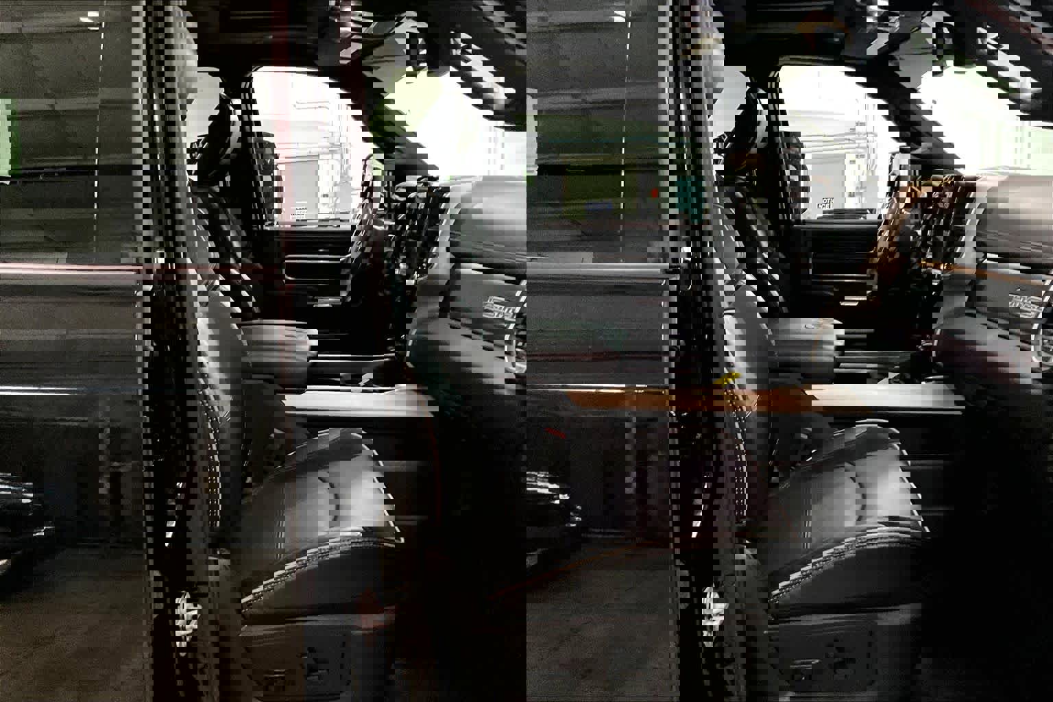 Used 2019 RAM 2500 Laramie image 8