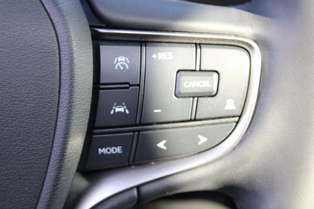 Used 2025 Lexus UX 300h FWD image 17