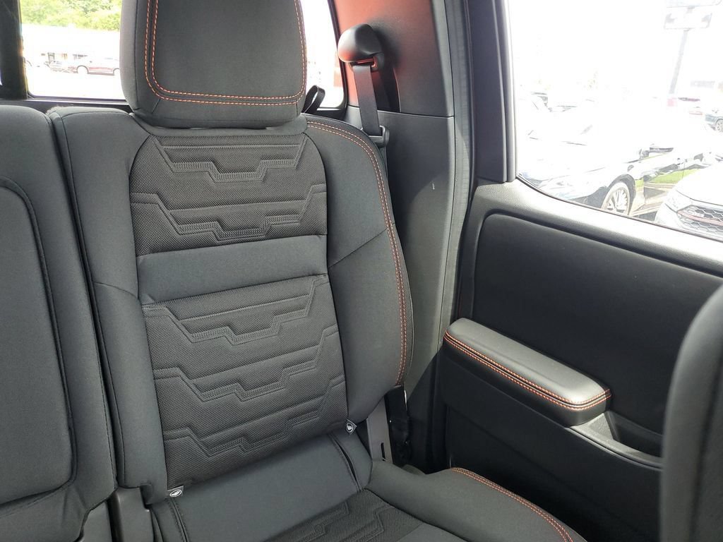 Used 2025 Nissan Frontier PRO-4X w/ Interior Protection Package AWD/4WD image 10