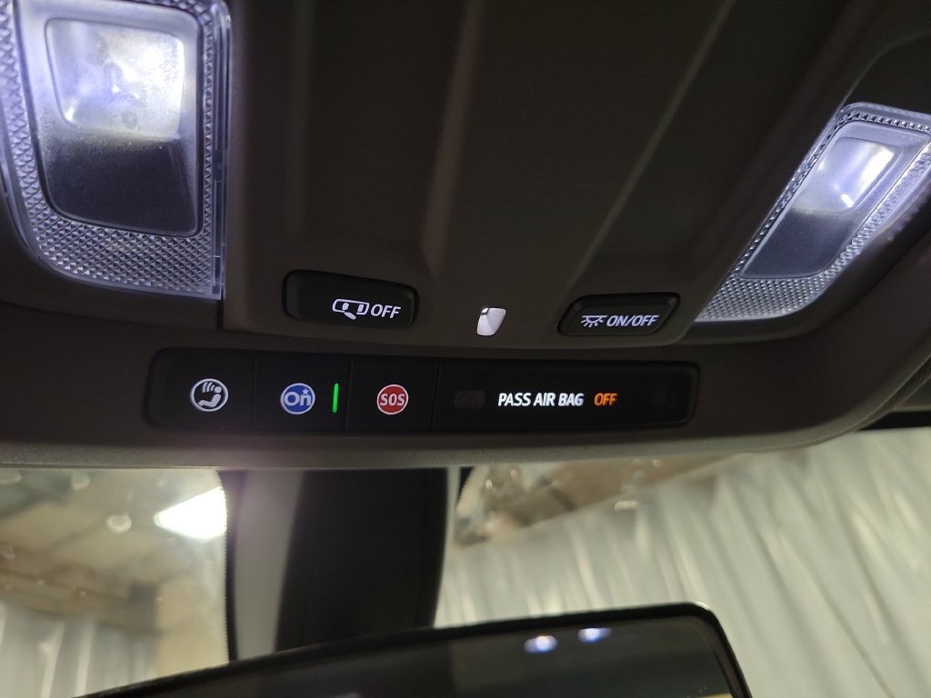 Used 2019 Chevrolet Silverado 1500 RST AWD/4WD image 25