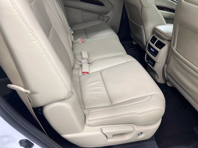 Used 2020 Acura MDX SH-AWD image 24