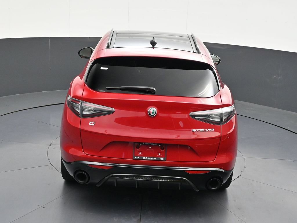 Used 2024 Alfa Romeo Stelvio Veloce AWD/4WD image 21